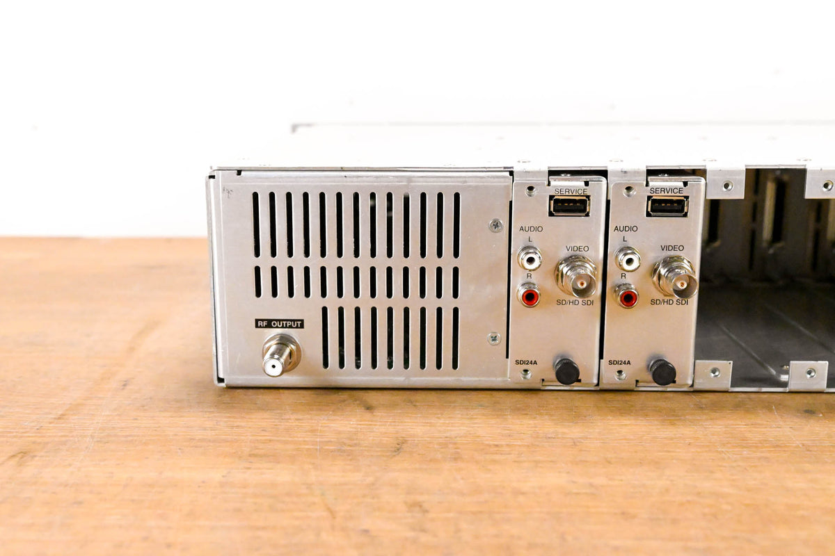 Drake EH24 Encoder Host / QAM Modulator w/ 2x SDI24A Encoders