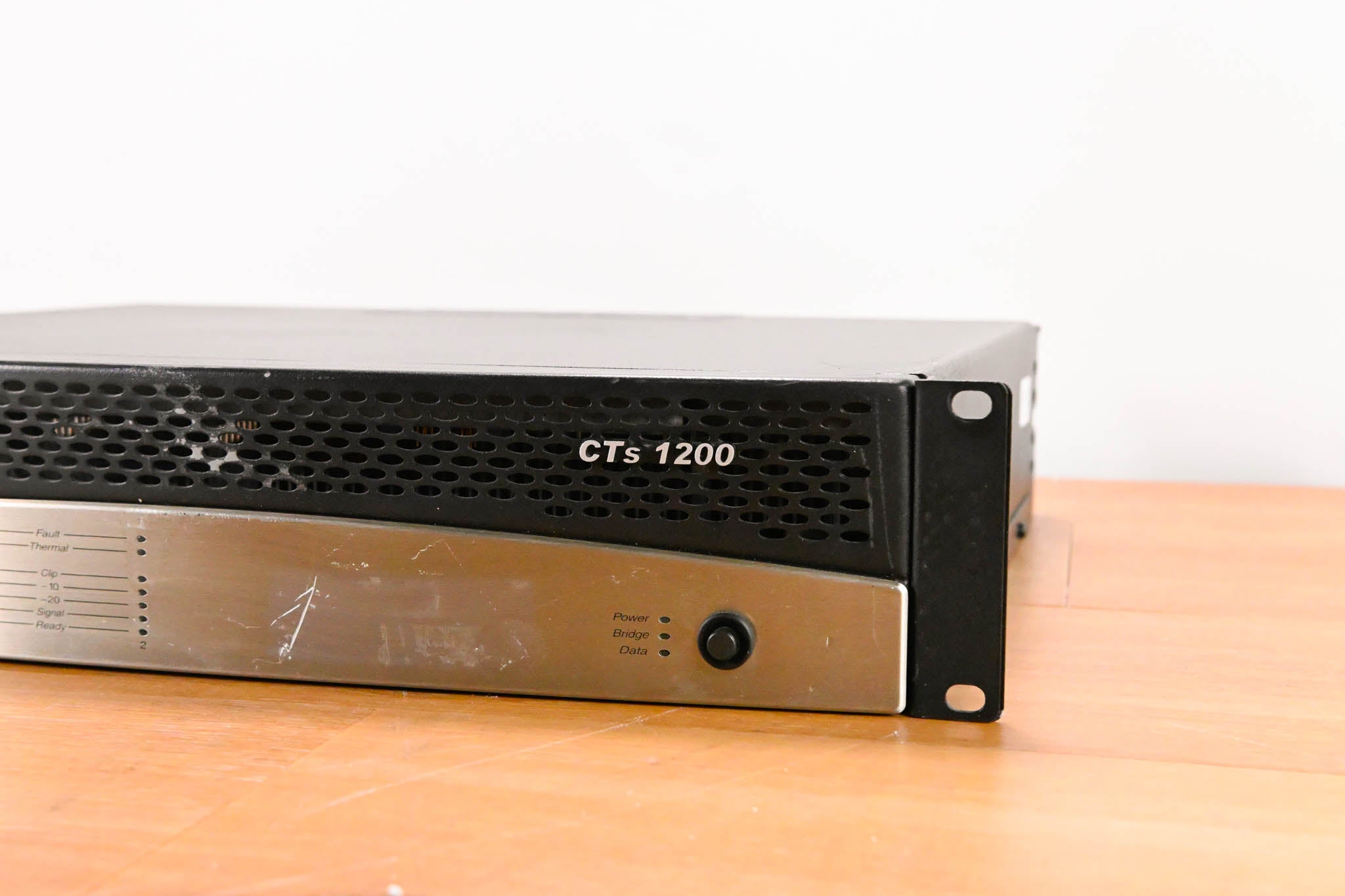 Crown CTs 1200 Two-Channel 600W Power Amplifier