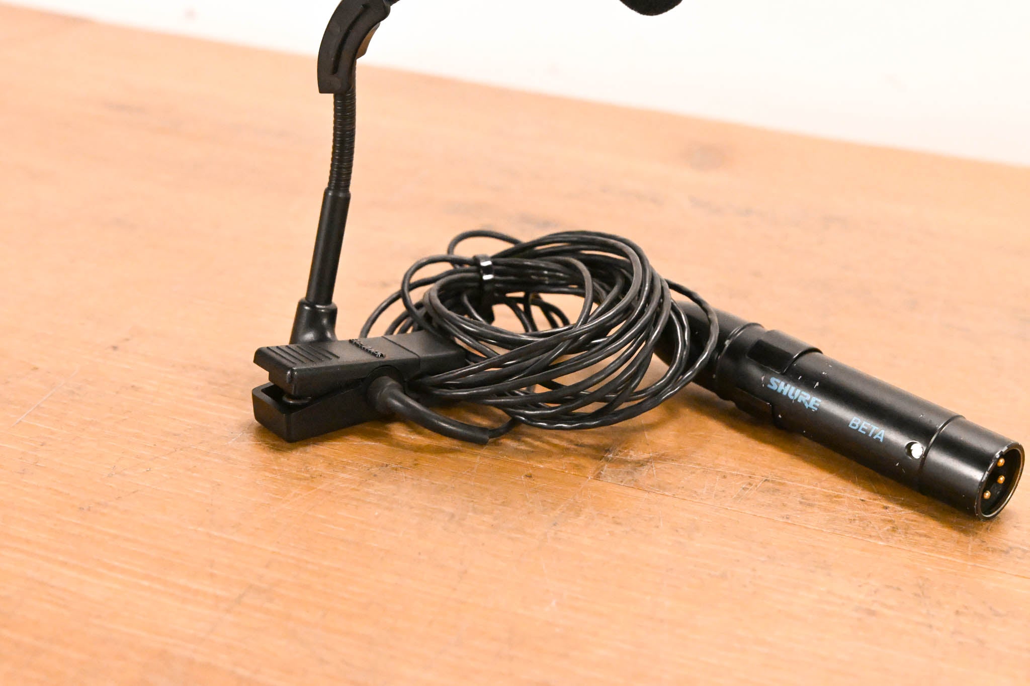 Shure Beta 98H/C Miniature Cardioid Condenser Instrument Microphone