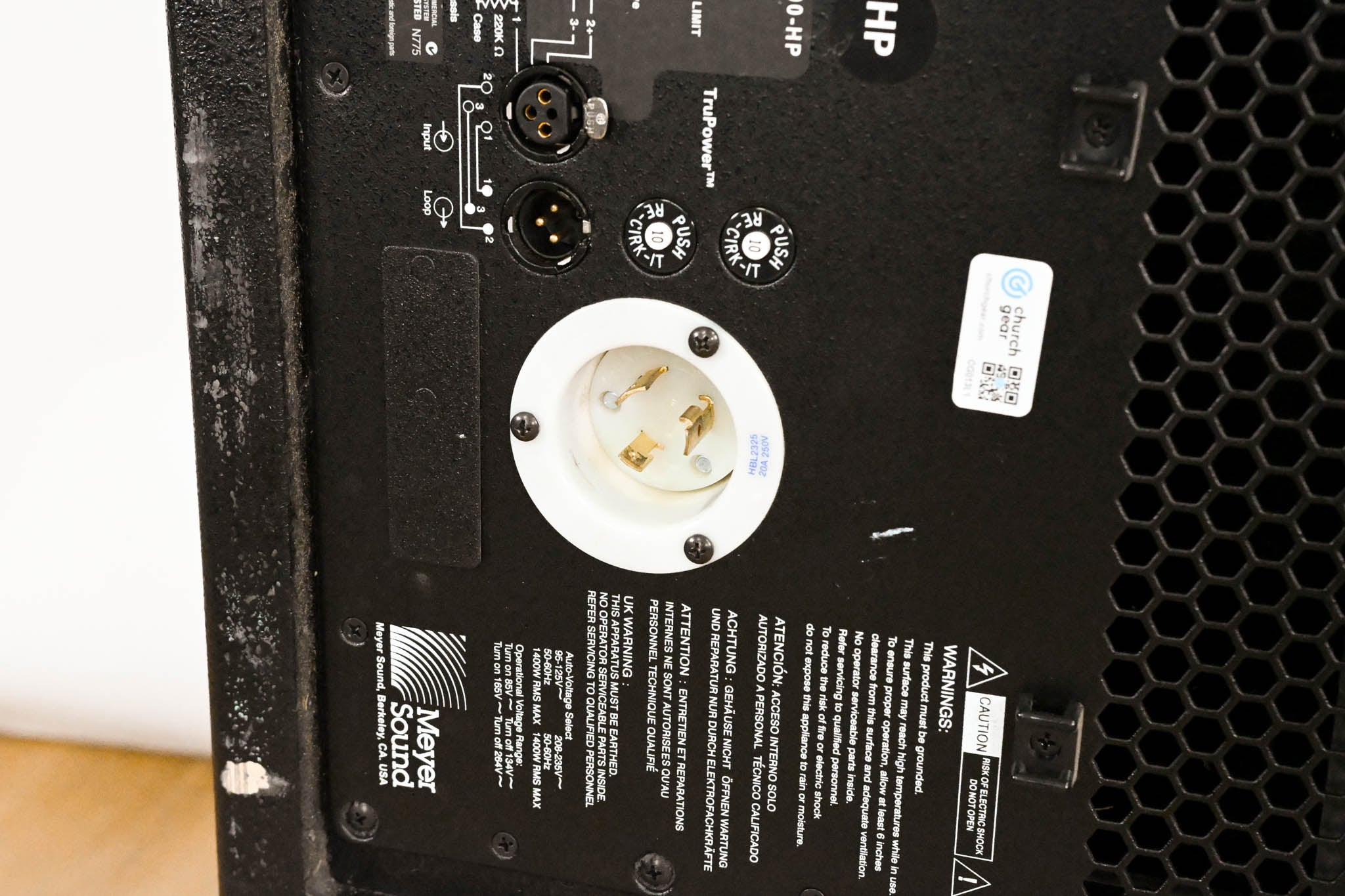 Meyer Sound 700-HP UltraHigh-Power Dual 18" Powered Subwoofer