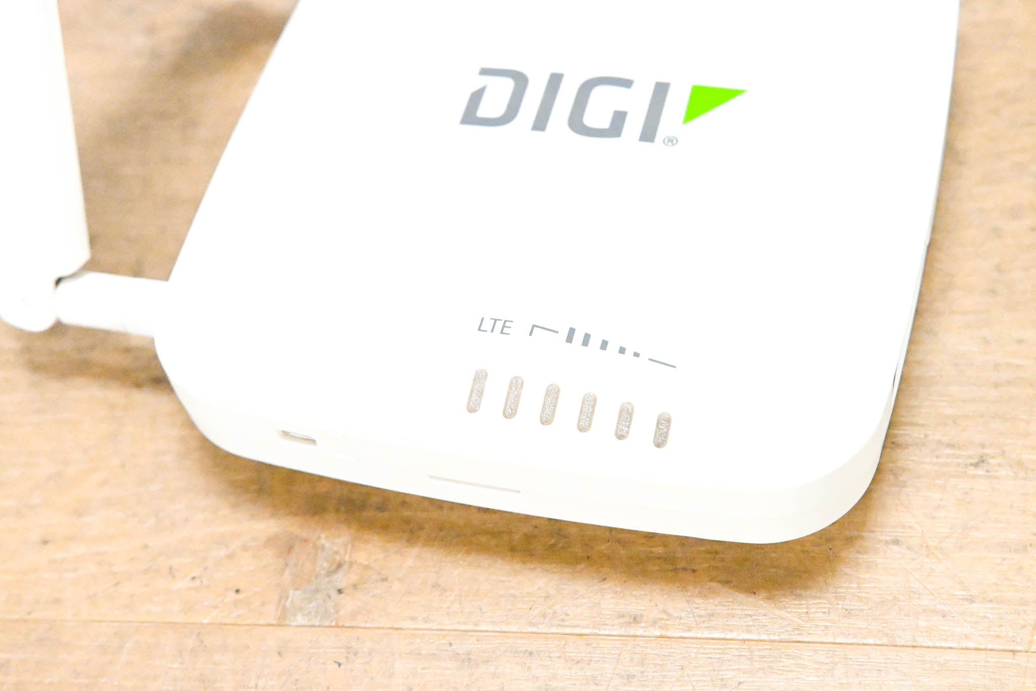 Digi International Digi 6310-DX LTE Cellular Extender (NO POWER SUPPLY)
