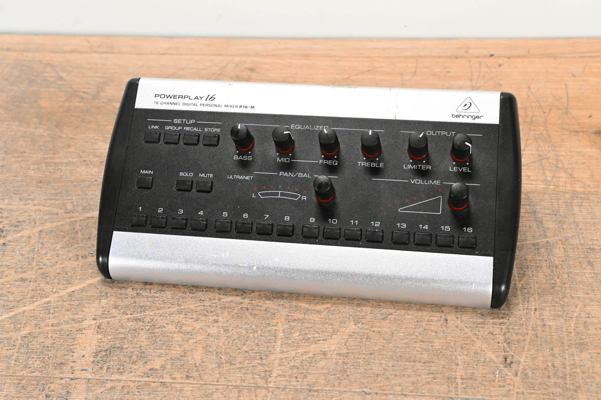 Behringer Powerplay P16-M 16-Channel Digital Personal Mixer