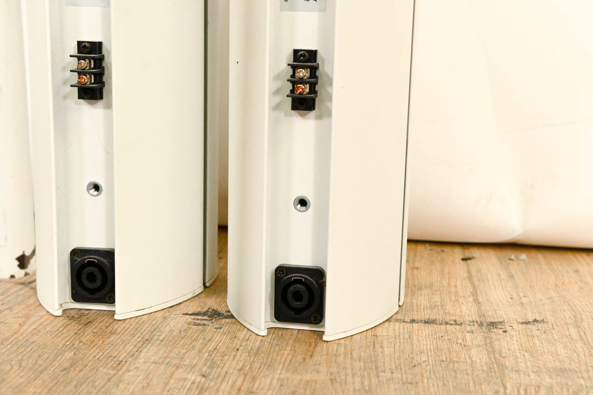 Bose Panaray MA12 Modular Column Array Loudspeaker (PAIR)