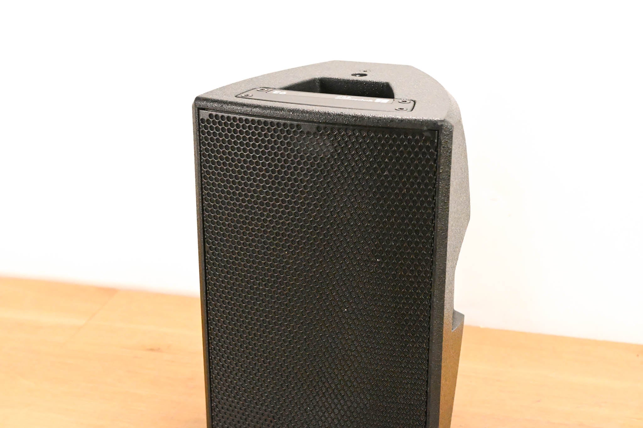 d&b audiotechnik E6 2-Way Passive Coaxial Loudspeaker