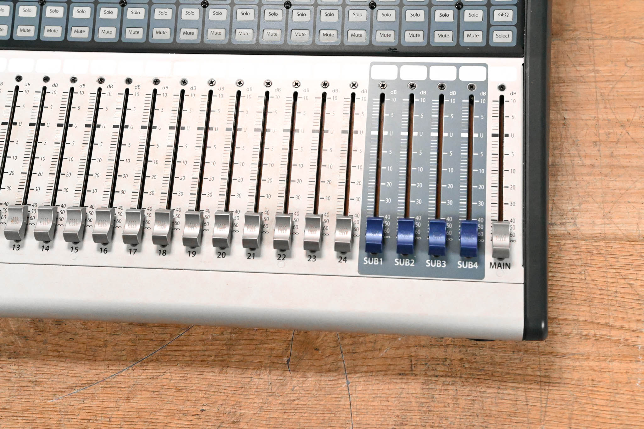 PreSonus StudioLive 24.4.2 24-Channel Digital Audio Mixer