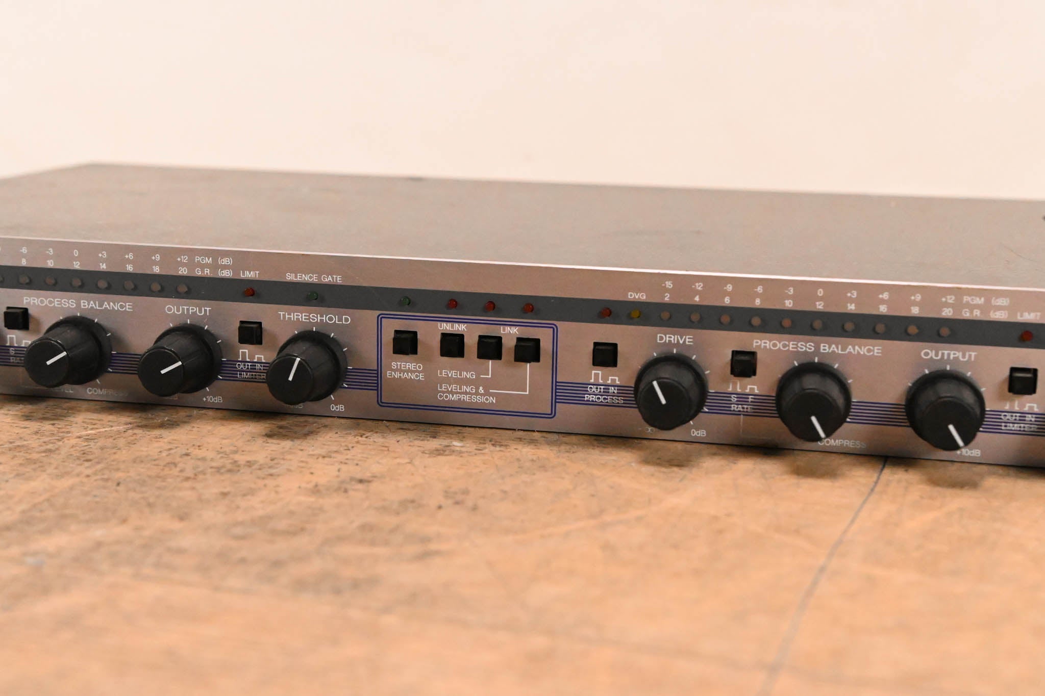 Aphex Compellor 320A Automatic Level Controller
