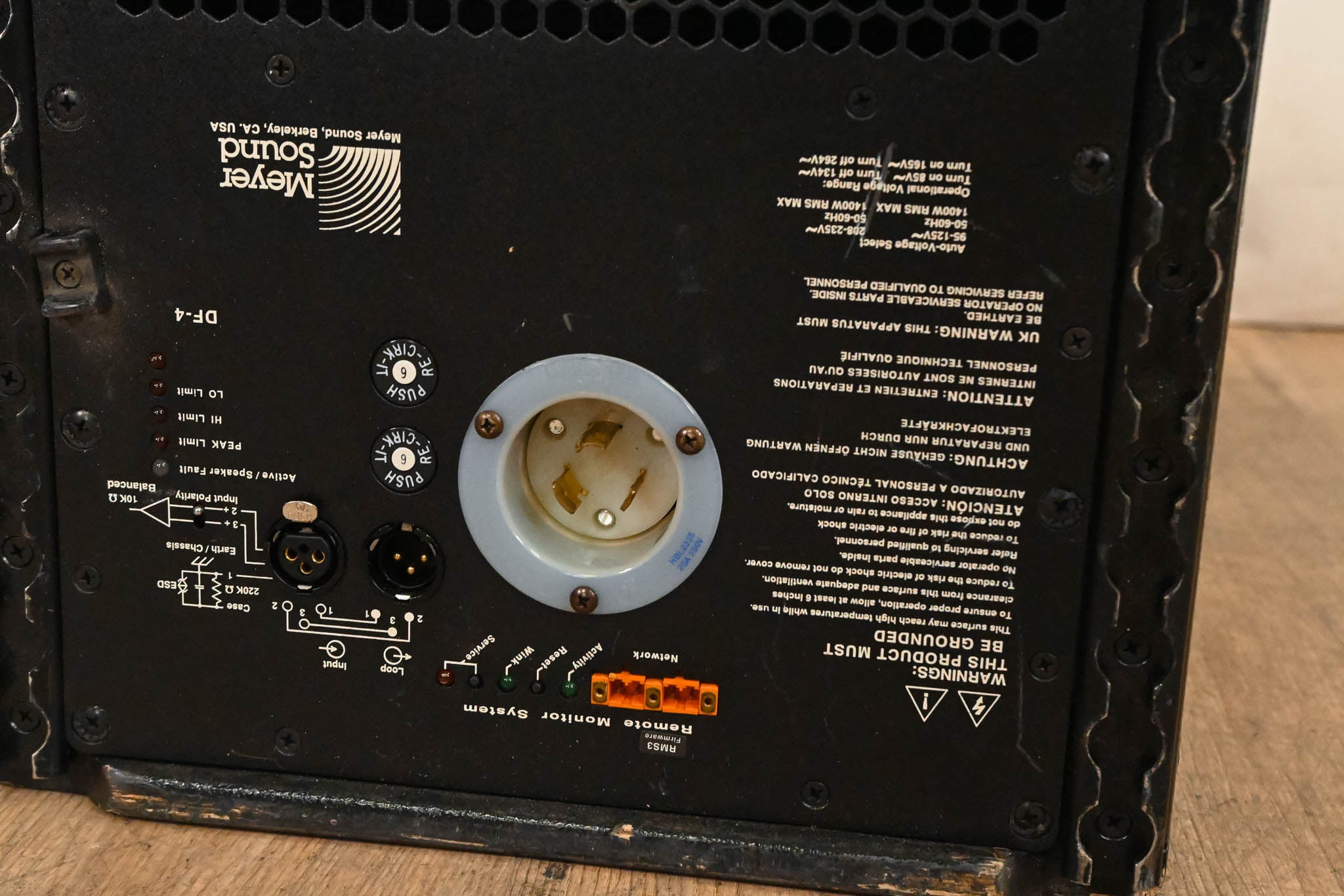 Meyer Sound DF-4 Medium-Throw Down Fill Self-Powered Loudspeaker