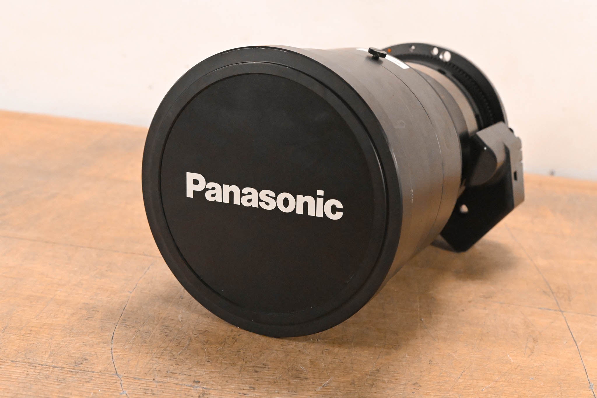 Panasonic ET-D75LE6 3-Chip DLP Projector Zoom Lens