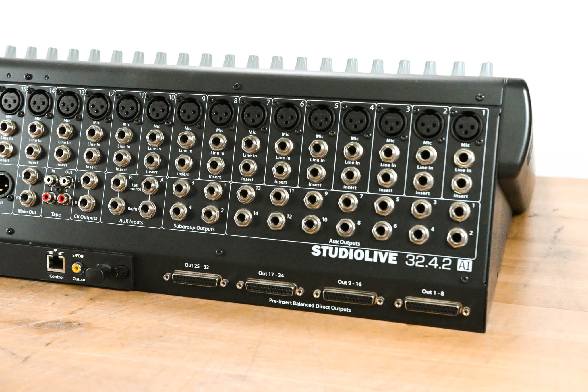 PreSonus StudioLive 32.4.2AI 32-Channel Digital Mixer