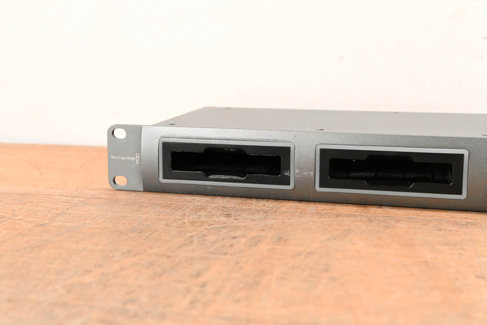 Blackmagic Design HyperDeck Studio Pro 2