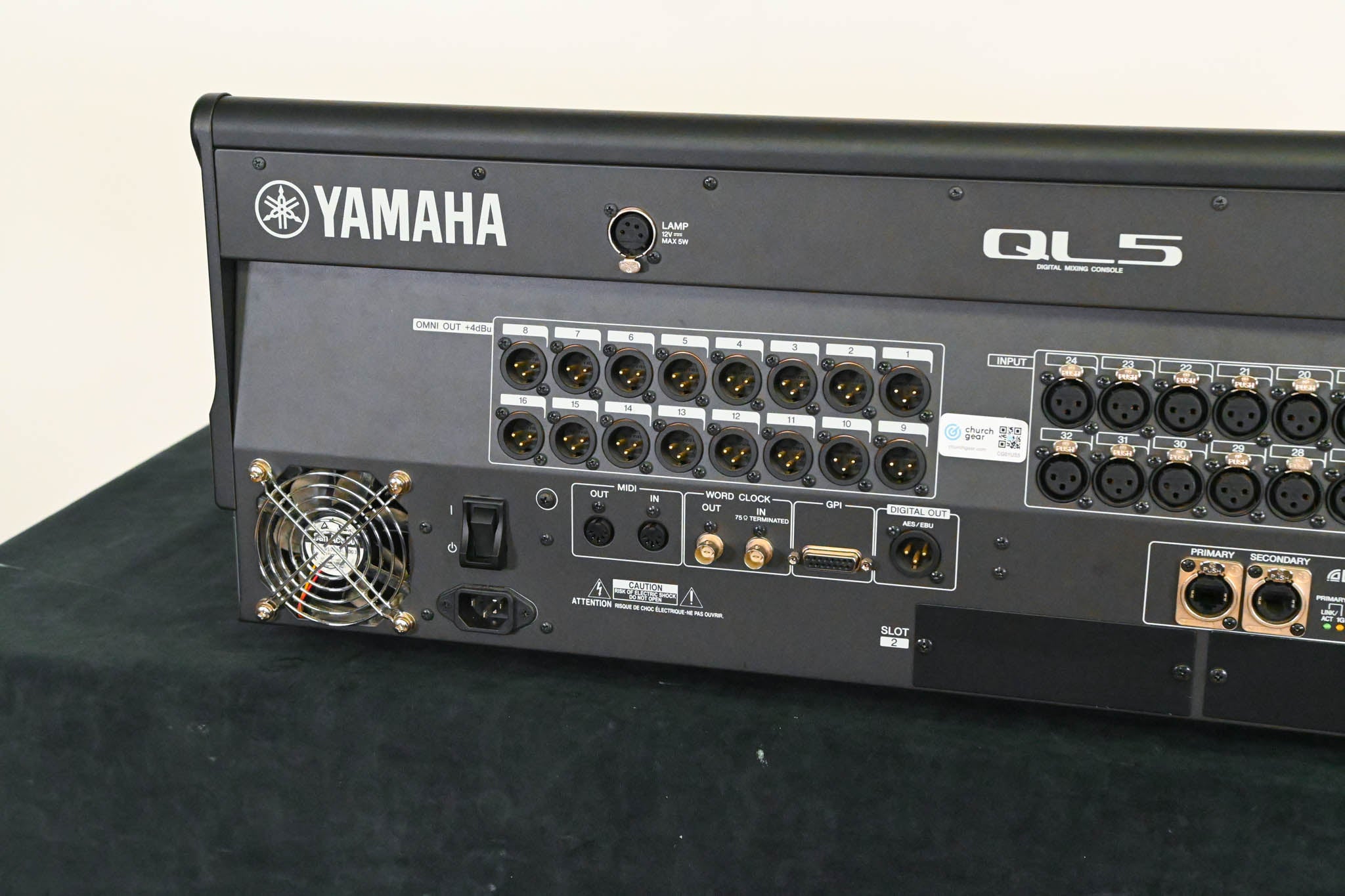 Yamaha QL5 64-Channel Digital Audio Mixing Console