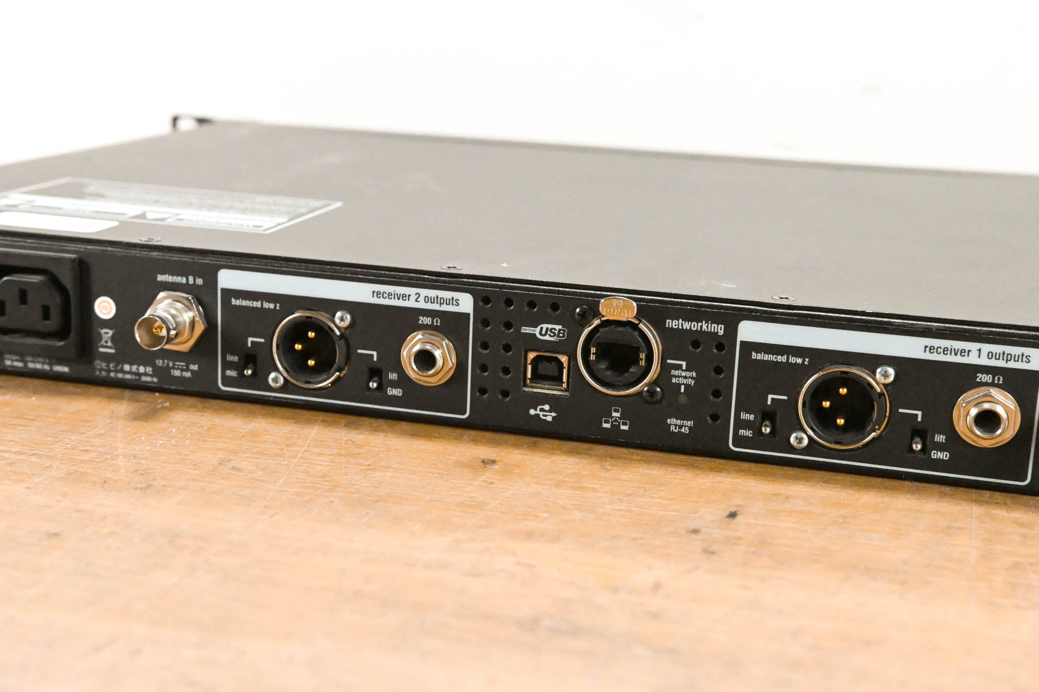Shure UR4D Dual-Channel UHF Wireless Receiver - H4 Band: 518-578 MHz