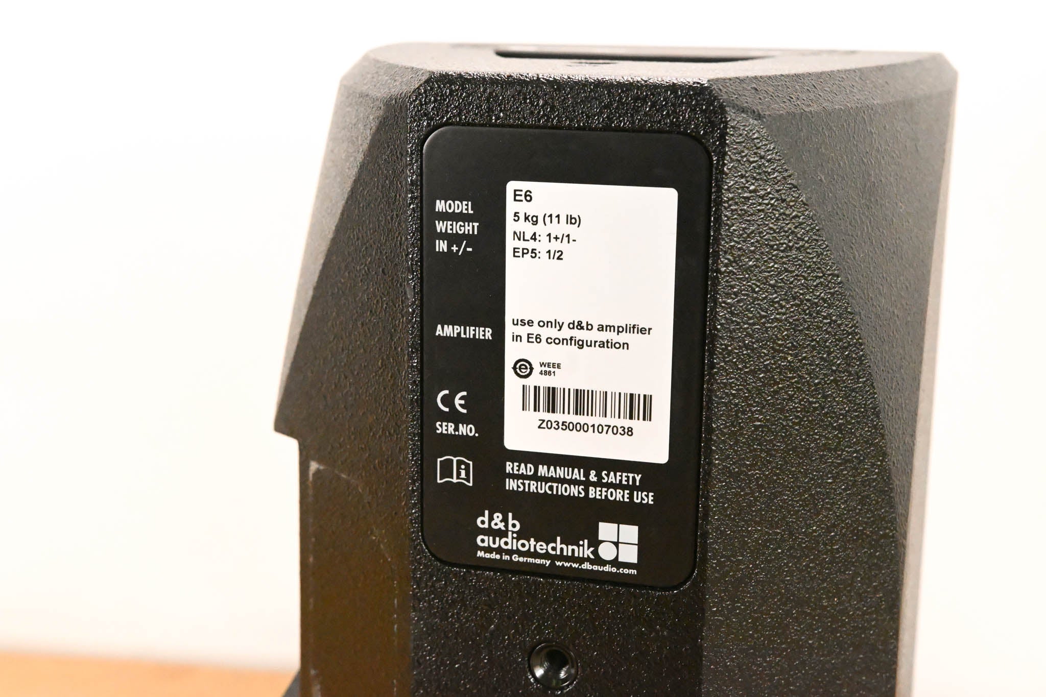 d&b audiotechnik E6 2-Way Passive Coaxial Loudspeaker