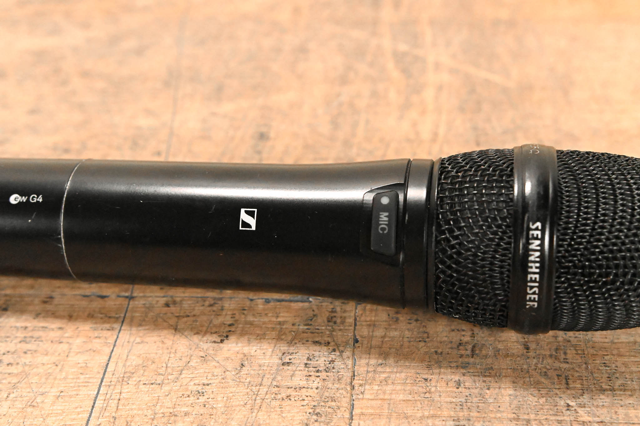 Sennheiser SKM 300 G4 Wireless Handheld Transmitter - Gw1: 558-608 MHz