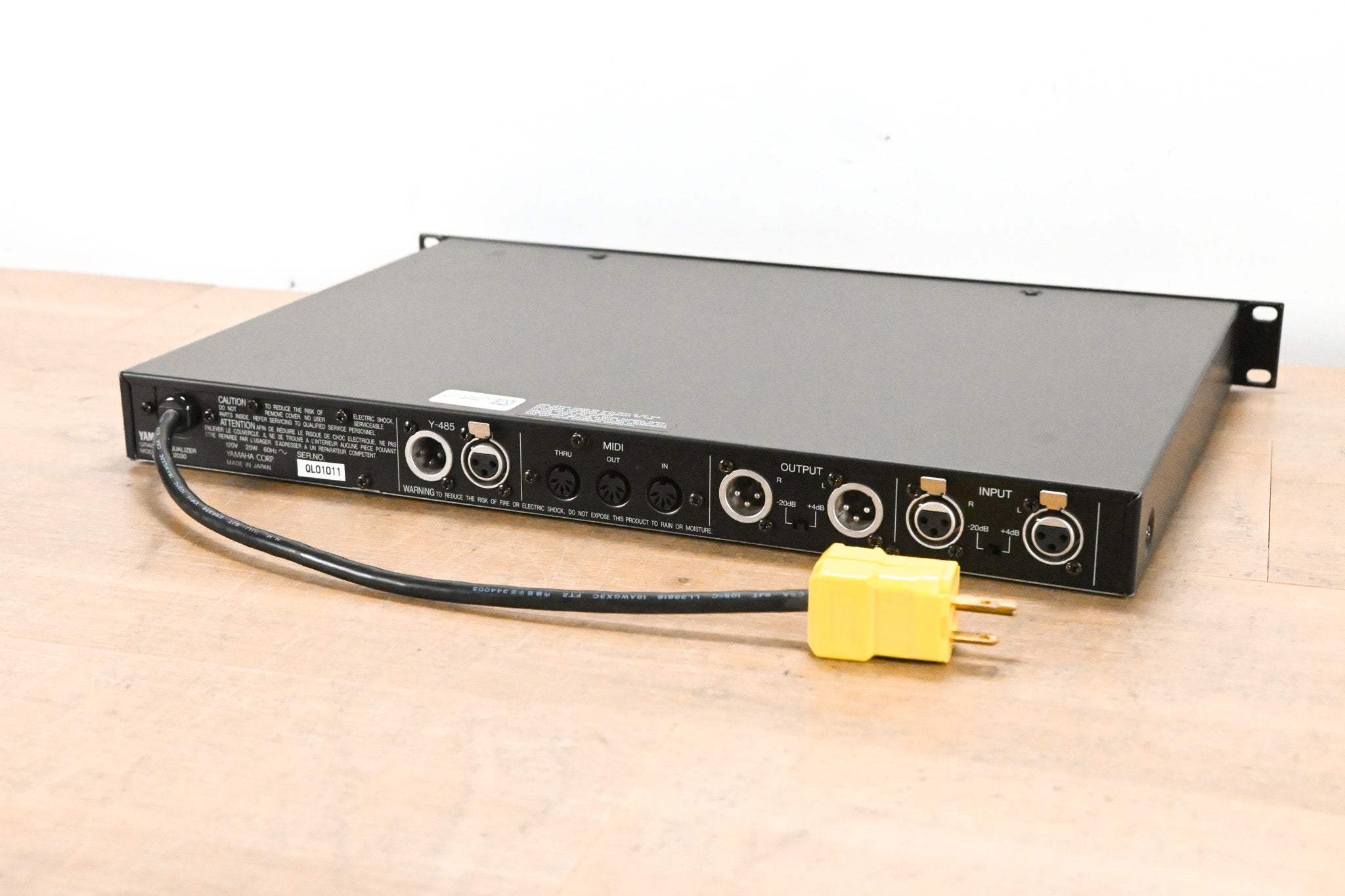 Yamaha YDG2030 Digital Graphic Equalizer