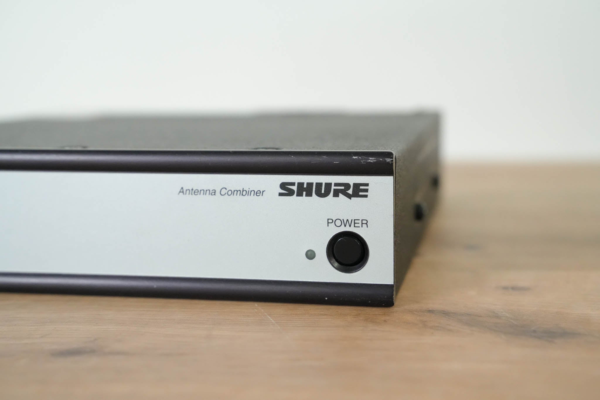 Shure PA770 Antenna Combiner for PSM 700 Series - 720-750 MHz