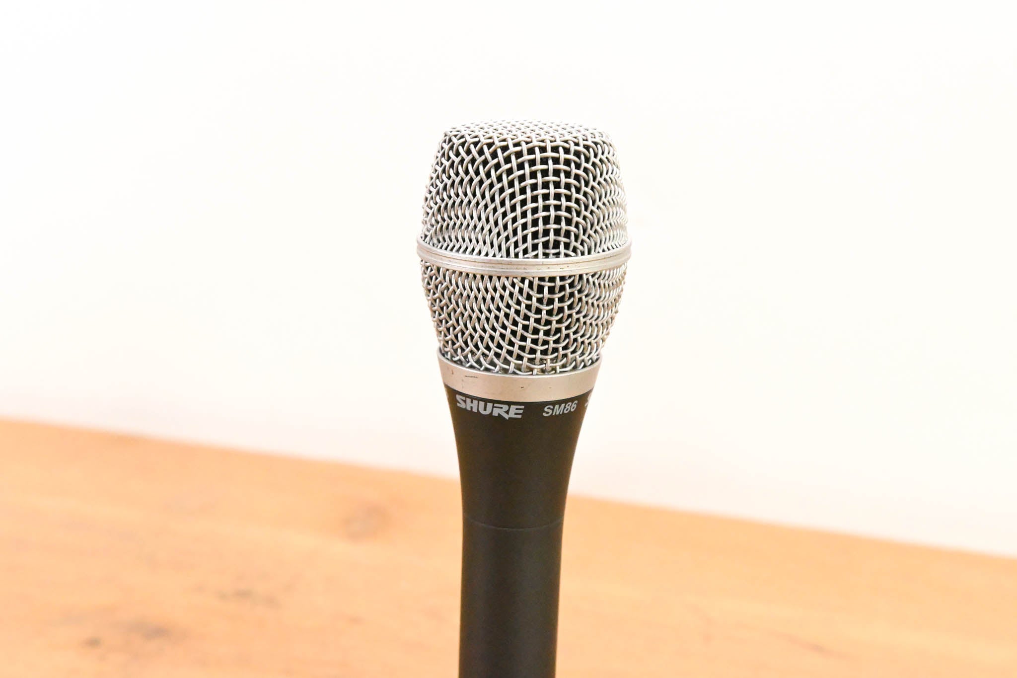 Shure SM86 Cardioid Condenser Handheld Vocal Microphone