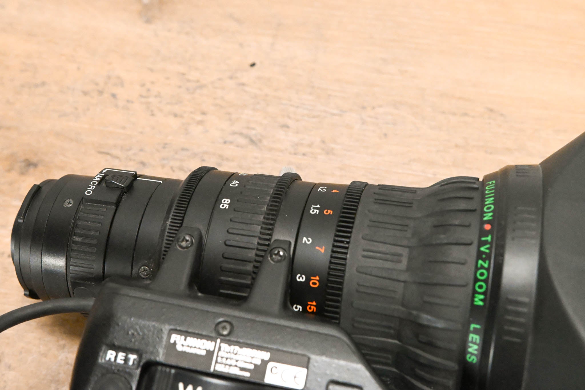 Fujinon Th17x5BRMU Broadcast Zoom Lens - 1:1.4/5-85mm