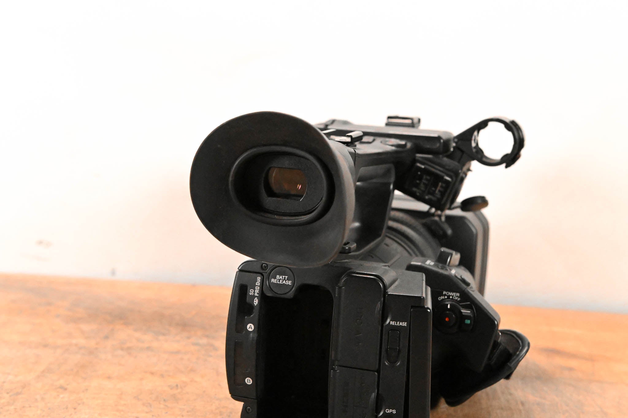 Sony HXR-NX5U NXCAM Professional Camcorder