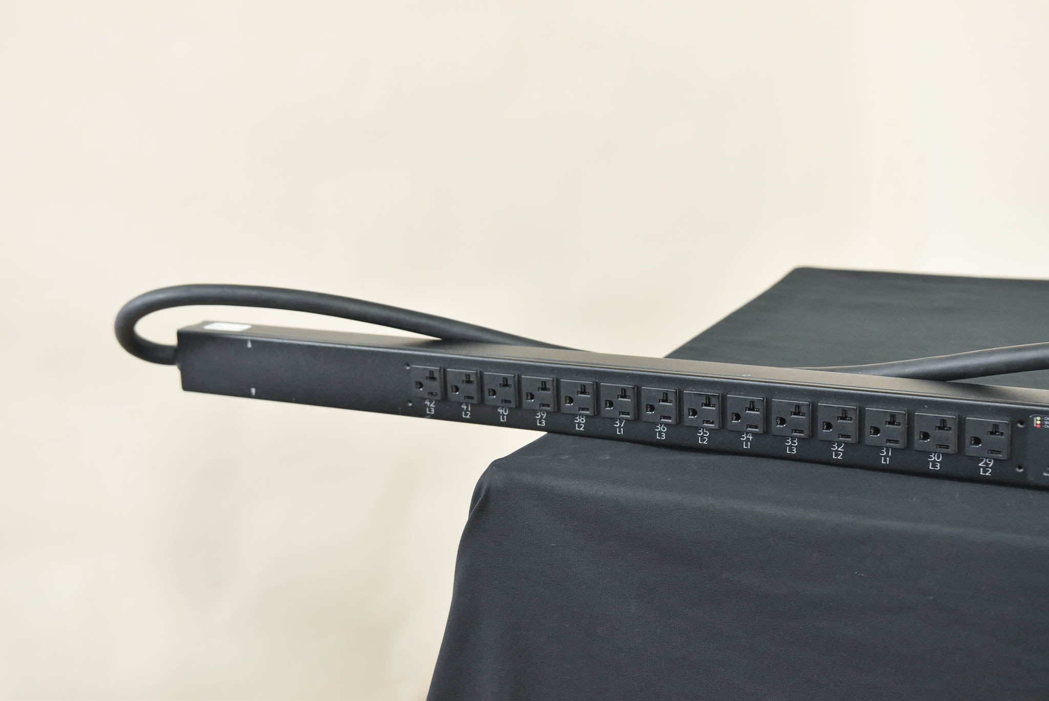 APC AP7862 Metered Rack PDU