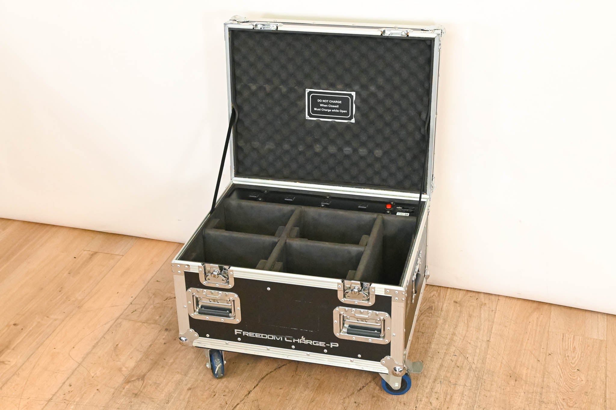 Chauvet Freedom Charge P Charging Case for Freedom Par Lighting Fixtures