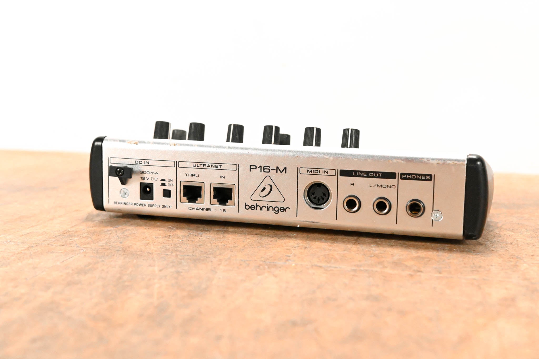 Behringer Powerplay P16-M 16-Channel Digital Personal Mixer