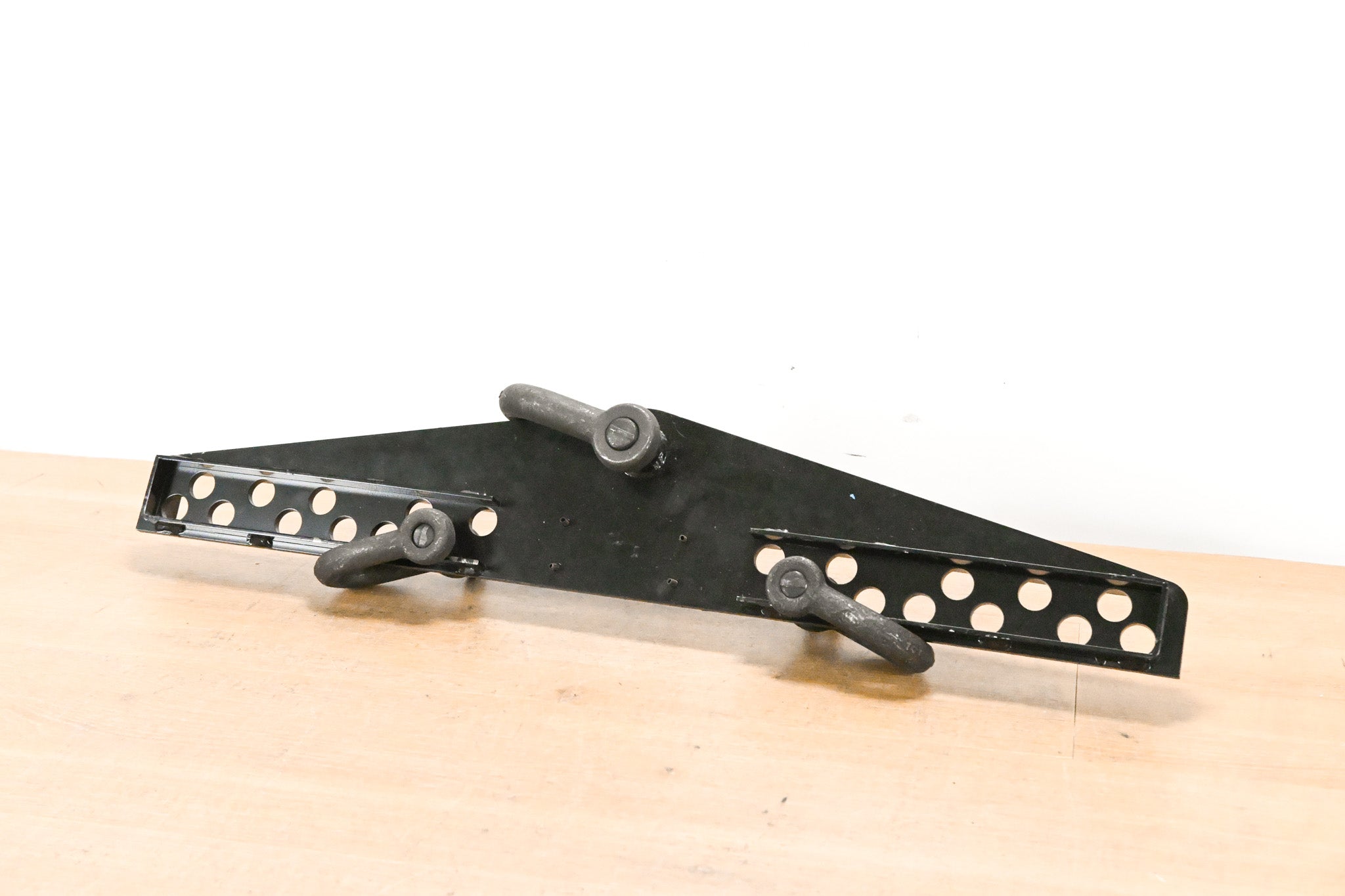 L-Acoustics  Liftbar Flying Bar for ARCS Line Array Speakers