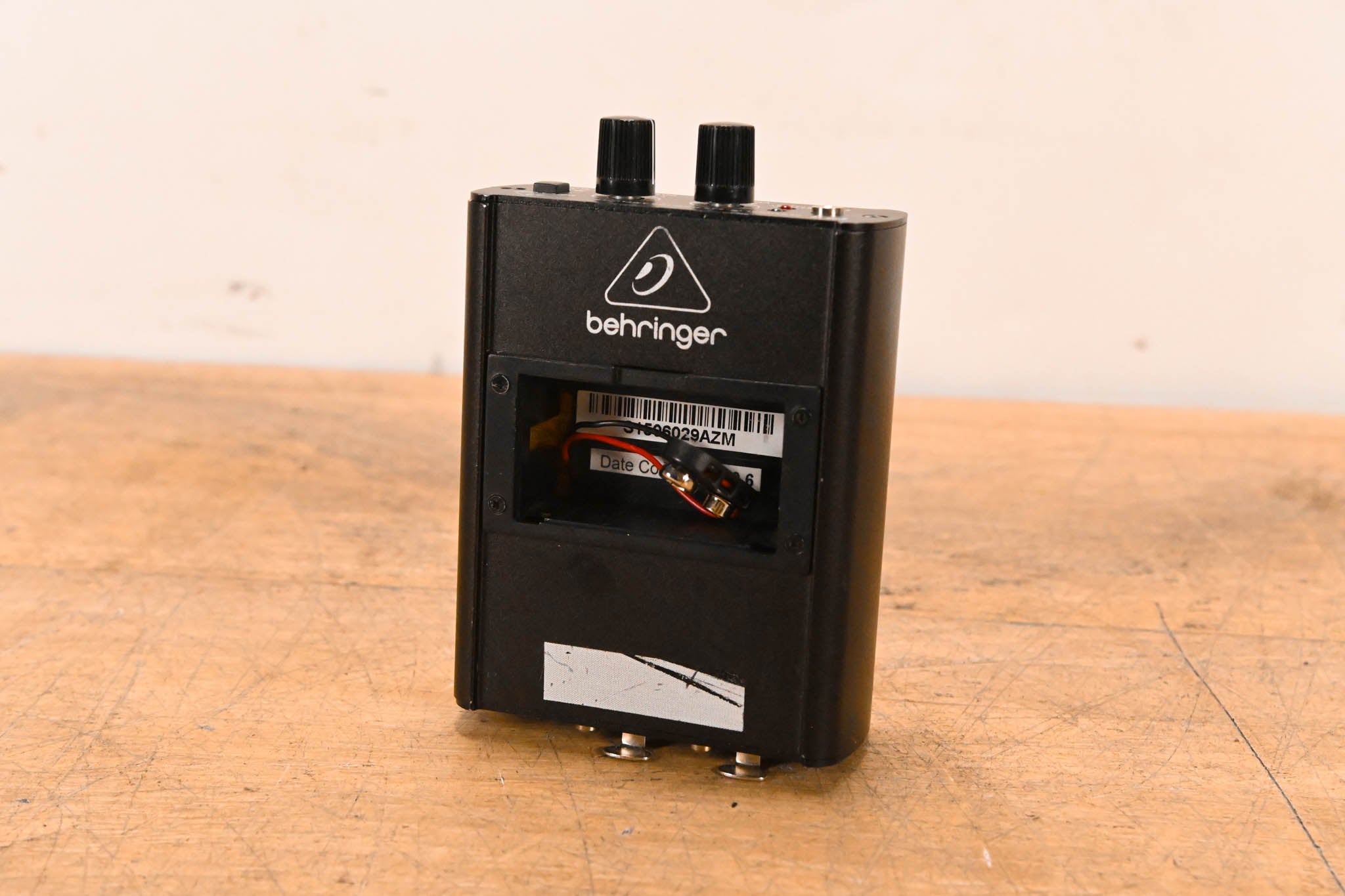 Behringer Powerplay P1 Personal In-Ear Monitor Amplifier