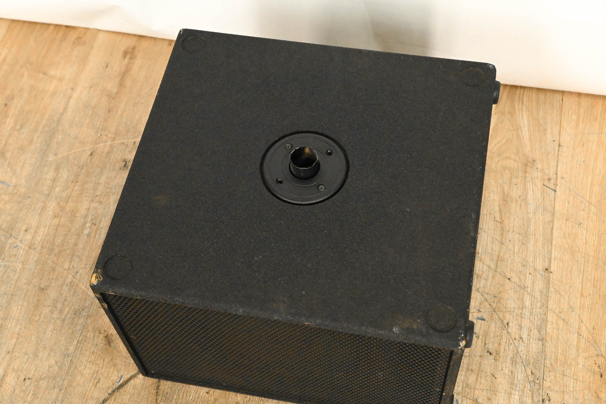 Carvin S610 Powered Subwoofer