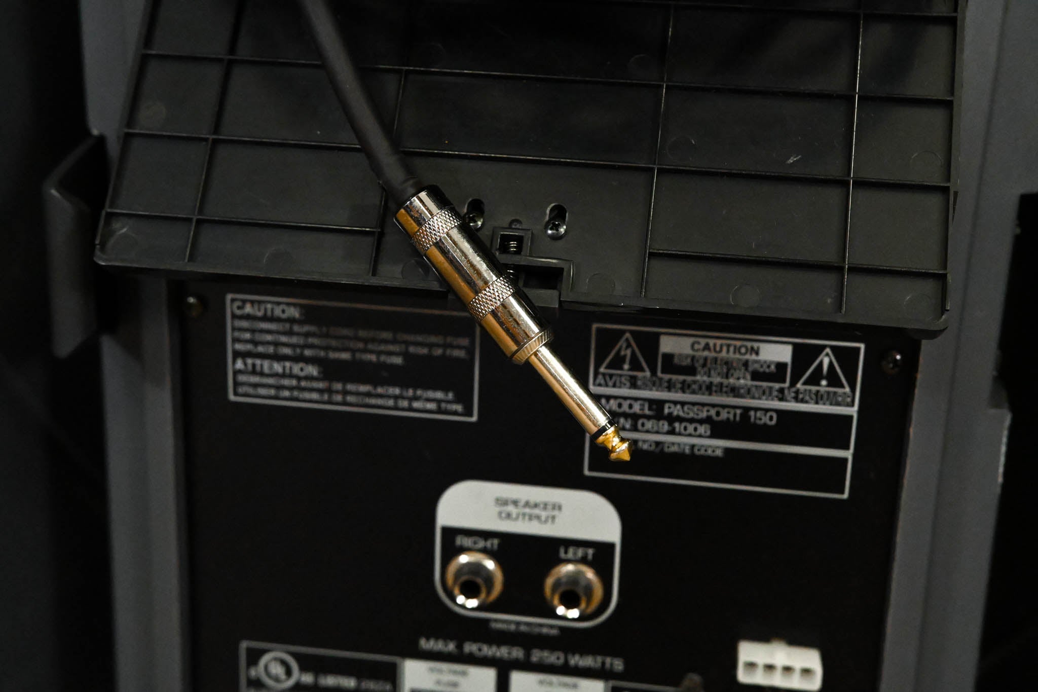 Fender Passport P-150 Portable PA System
