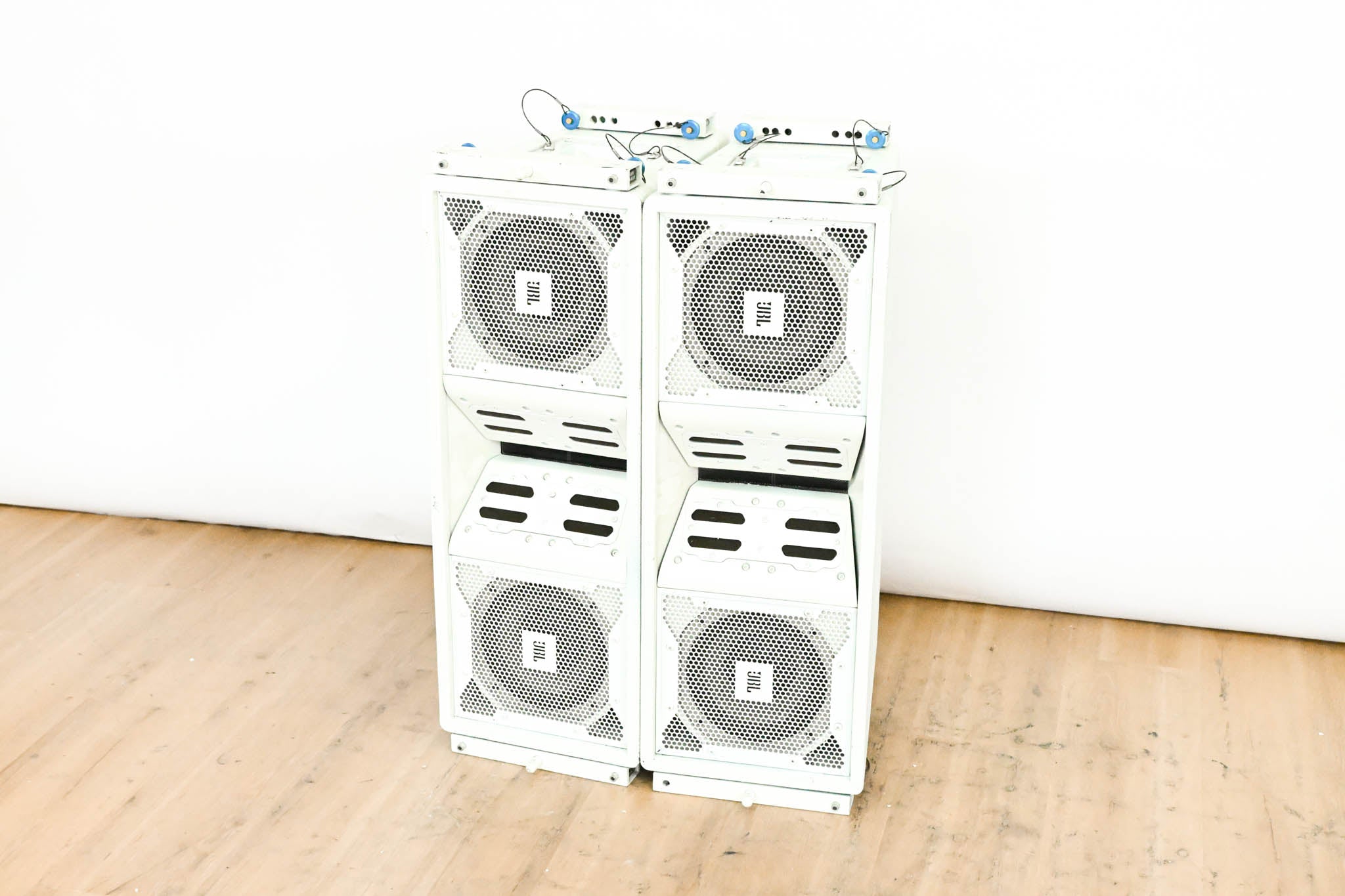 JBL VT4887 Compact Bi-Amplified 3-Way Line Array Element (PAIR)