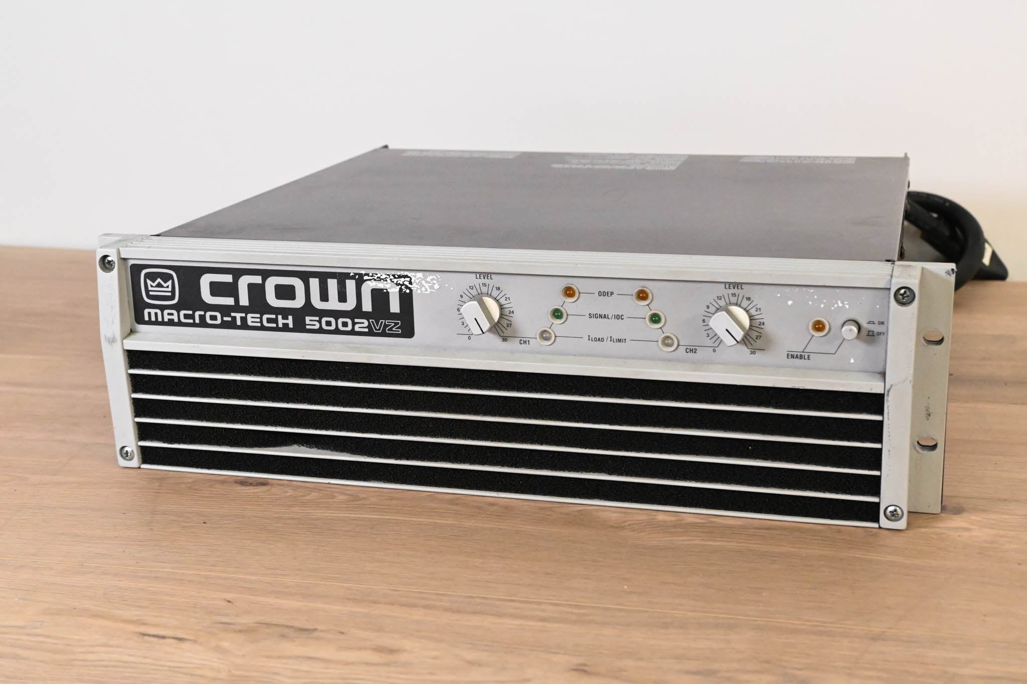 Crown Macro-Tech 5002VZ 2-Channel Power Amplifier