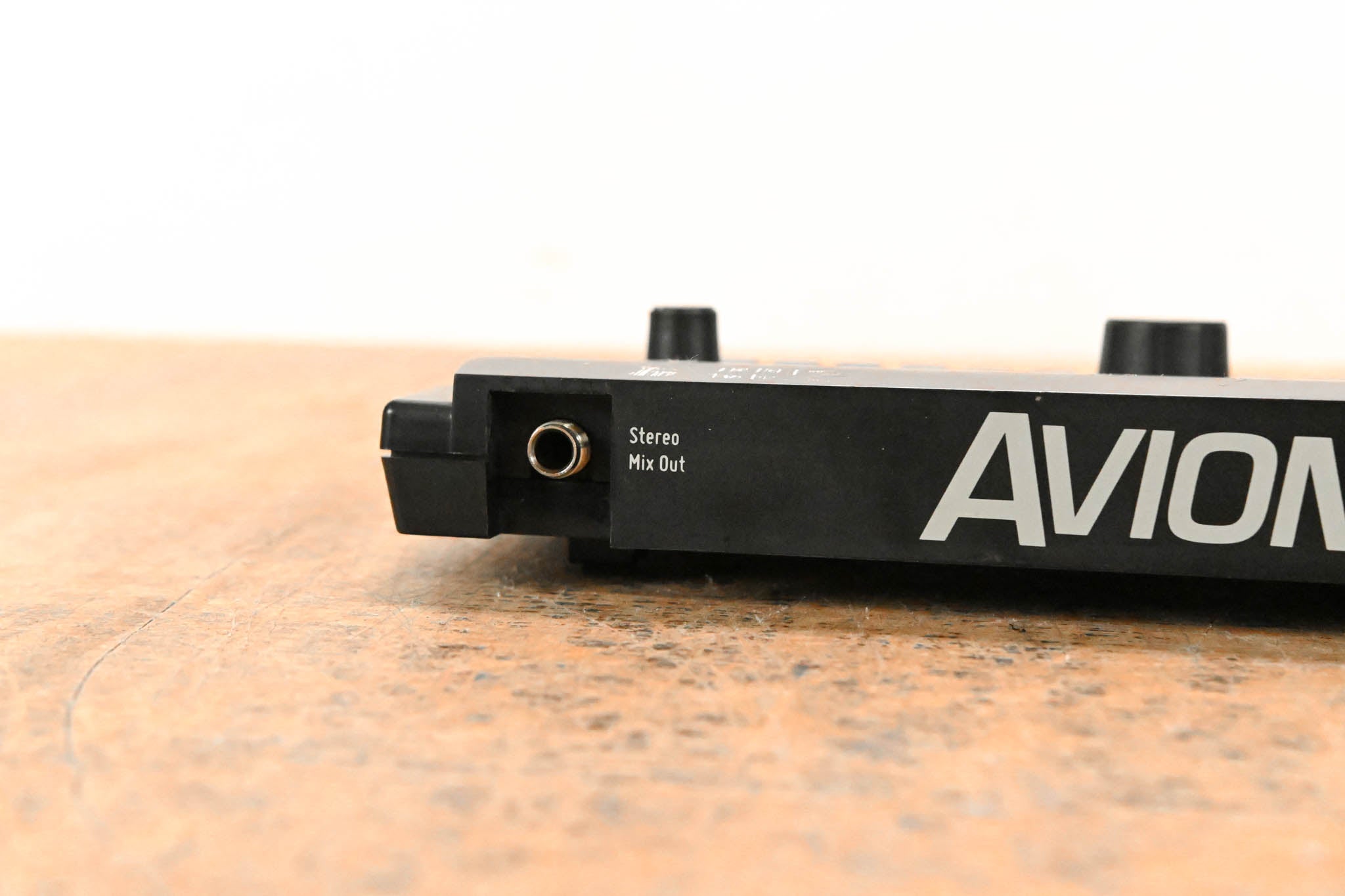 Aviom A320 16-Channel Personal Mixer