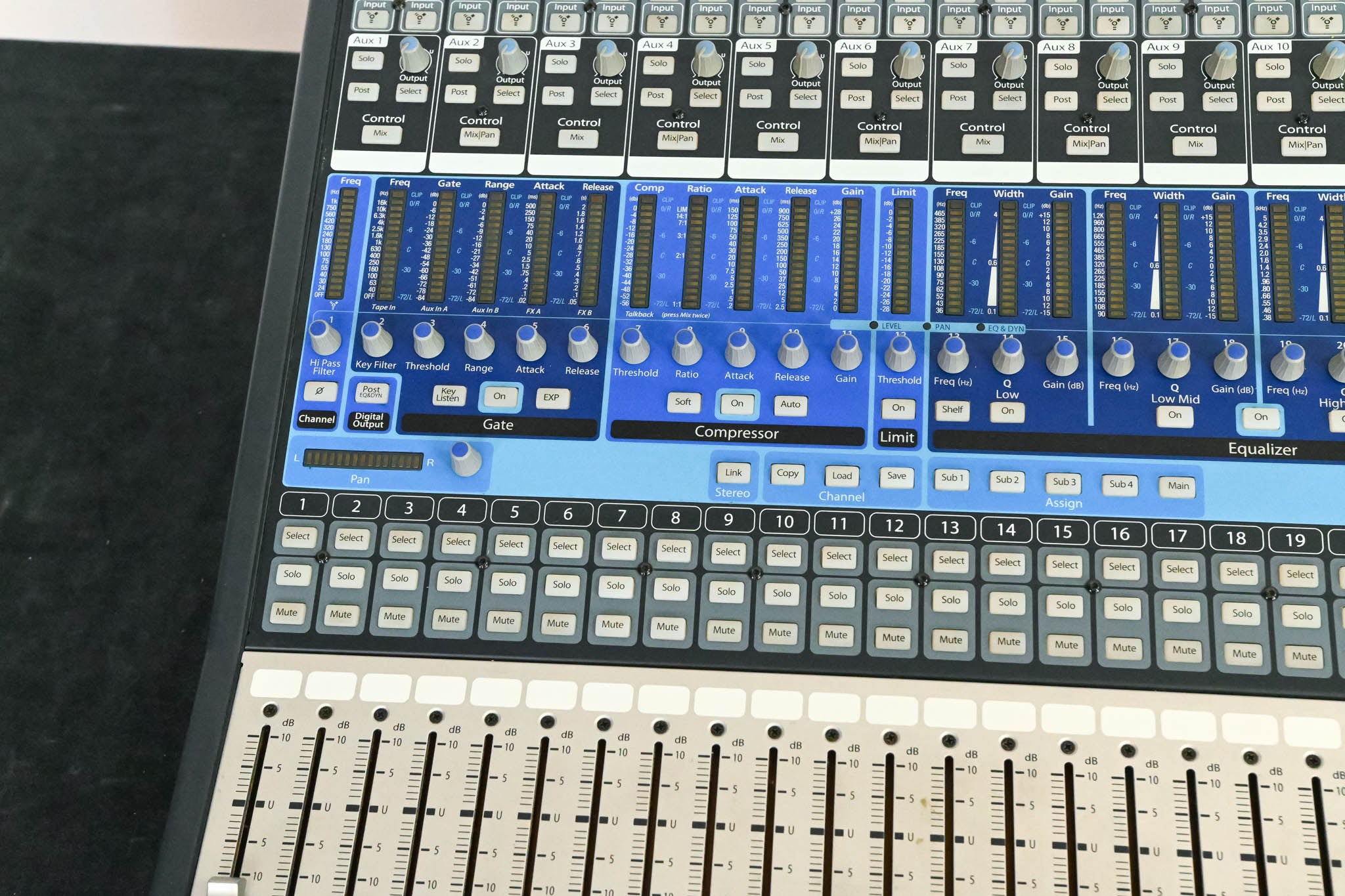 PreSonus StudioLive 24.4.2 24-Channel Digital Audio Mixer