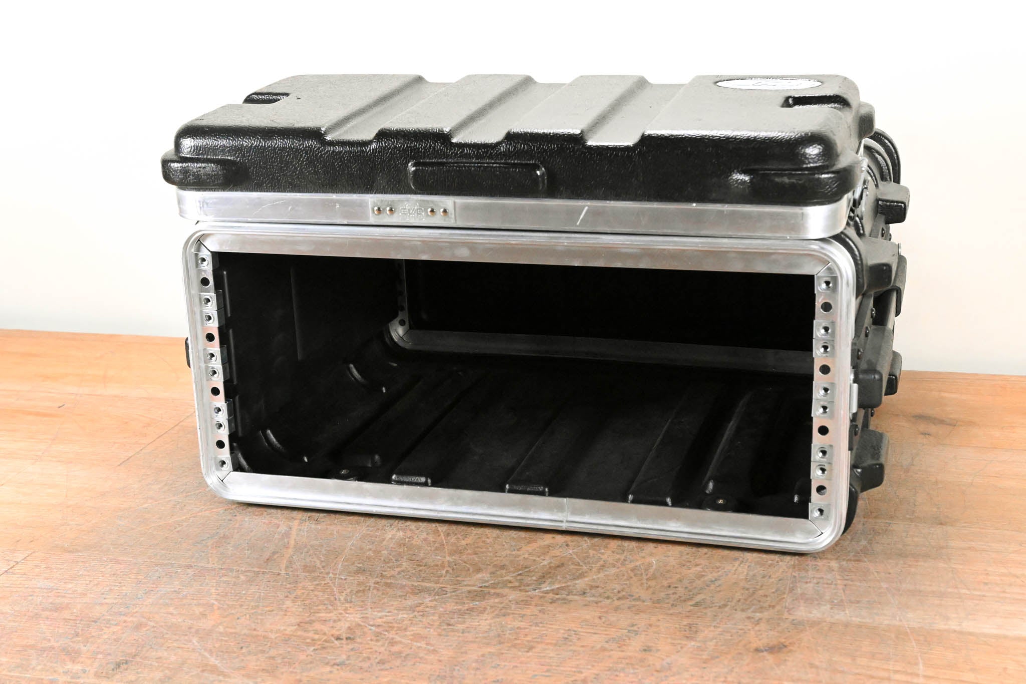 SKB 1SKB19-4U 4U Standard 19″ Rack Case