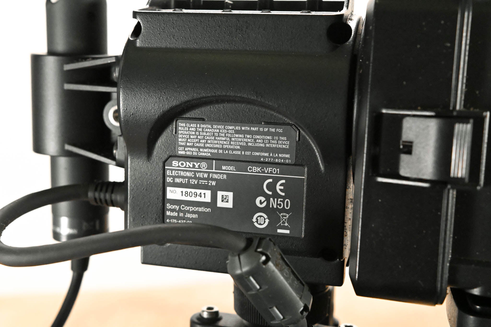 Sony PMW-400 XDCAM HD422 2/3" Camcorder w/ CBK-VF01 Viewfinder + Mic