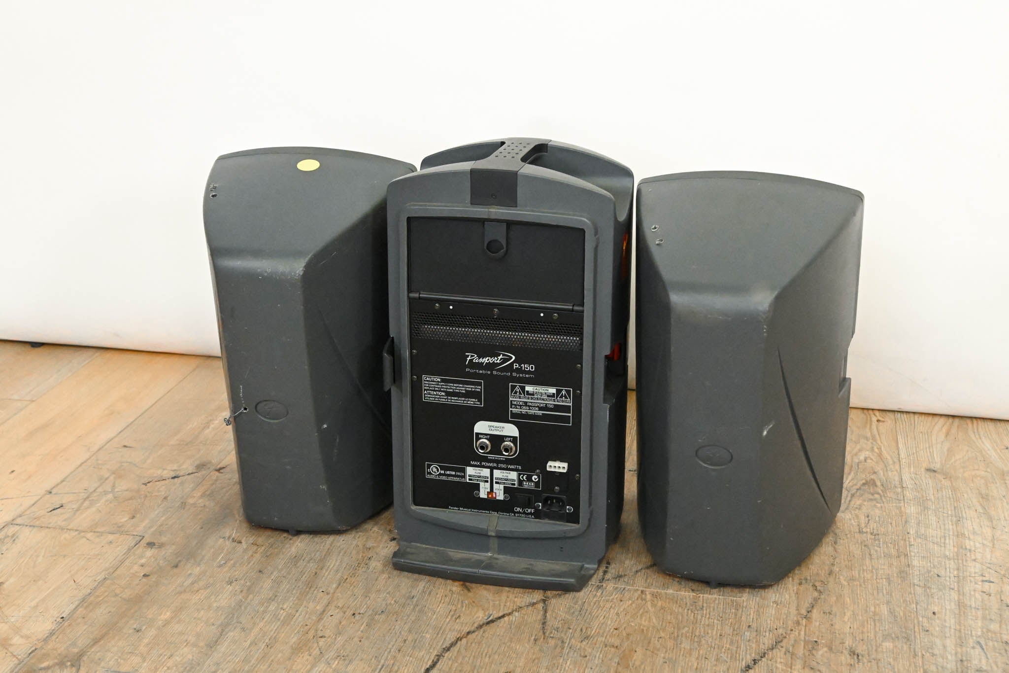 Fender Passport P-150 Portable PA System