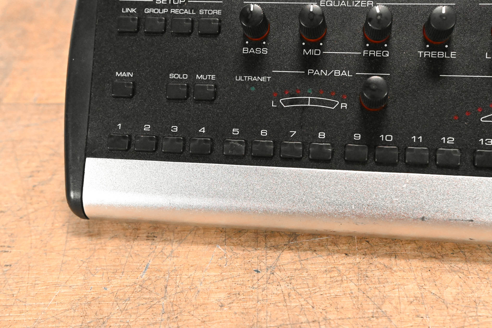 Behringer Powerplay P16-M 16-Channel Digital Personal Mixer