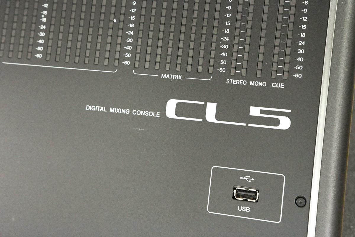 Yamaha CL5 72-Channel Digital Mixing Console w/ Road Case
