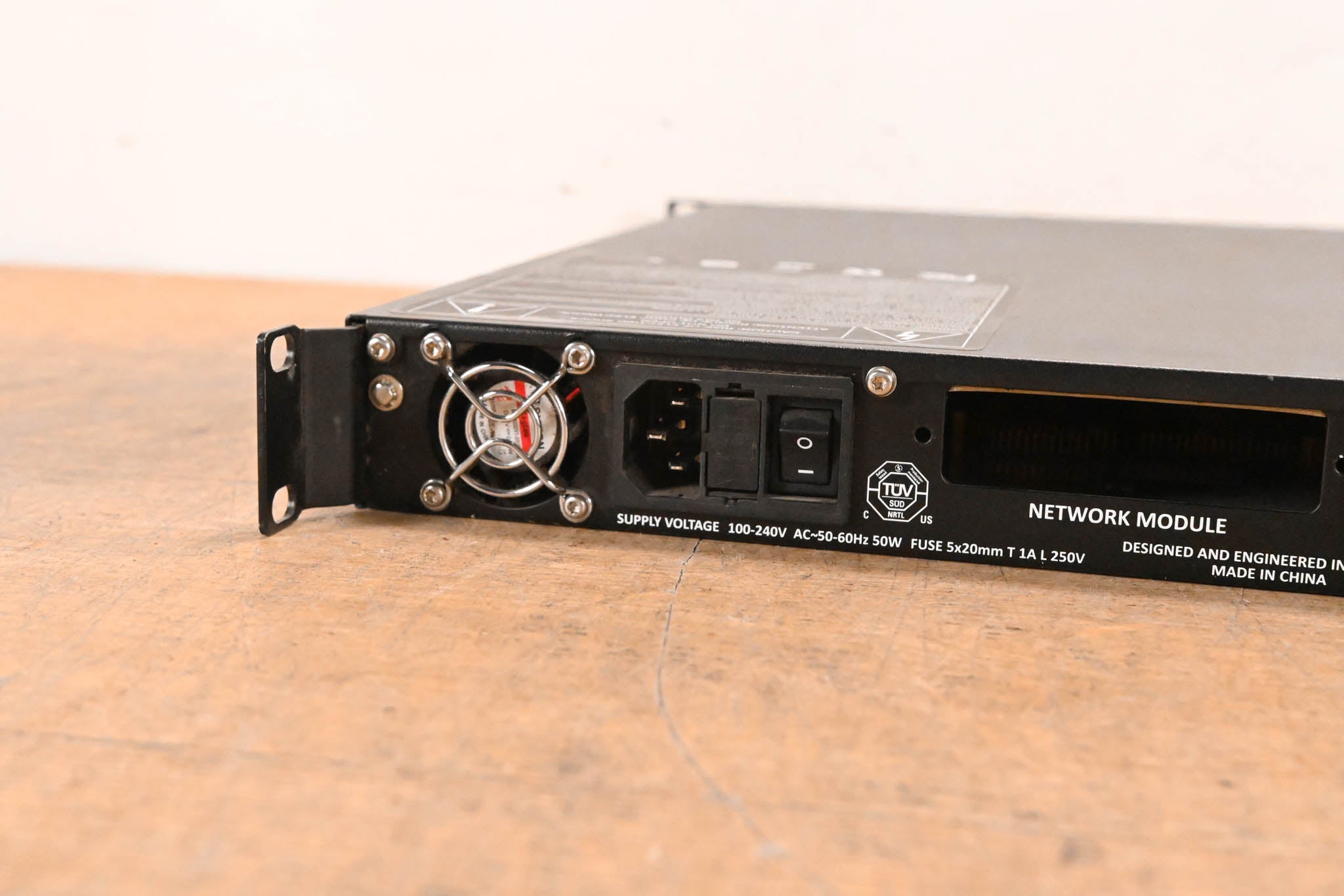 Klark Teknik DN9650 Digital Audio Network Bridge