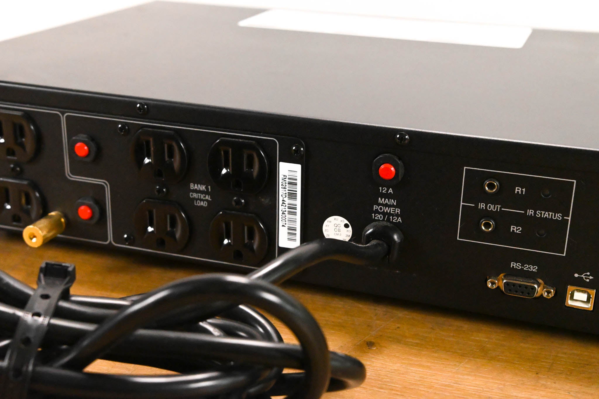 Furman F1000-UPS 1000VA 2RU Rack-Mountable Uninterruptible Power Supply