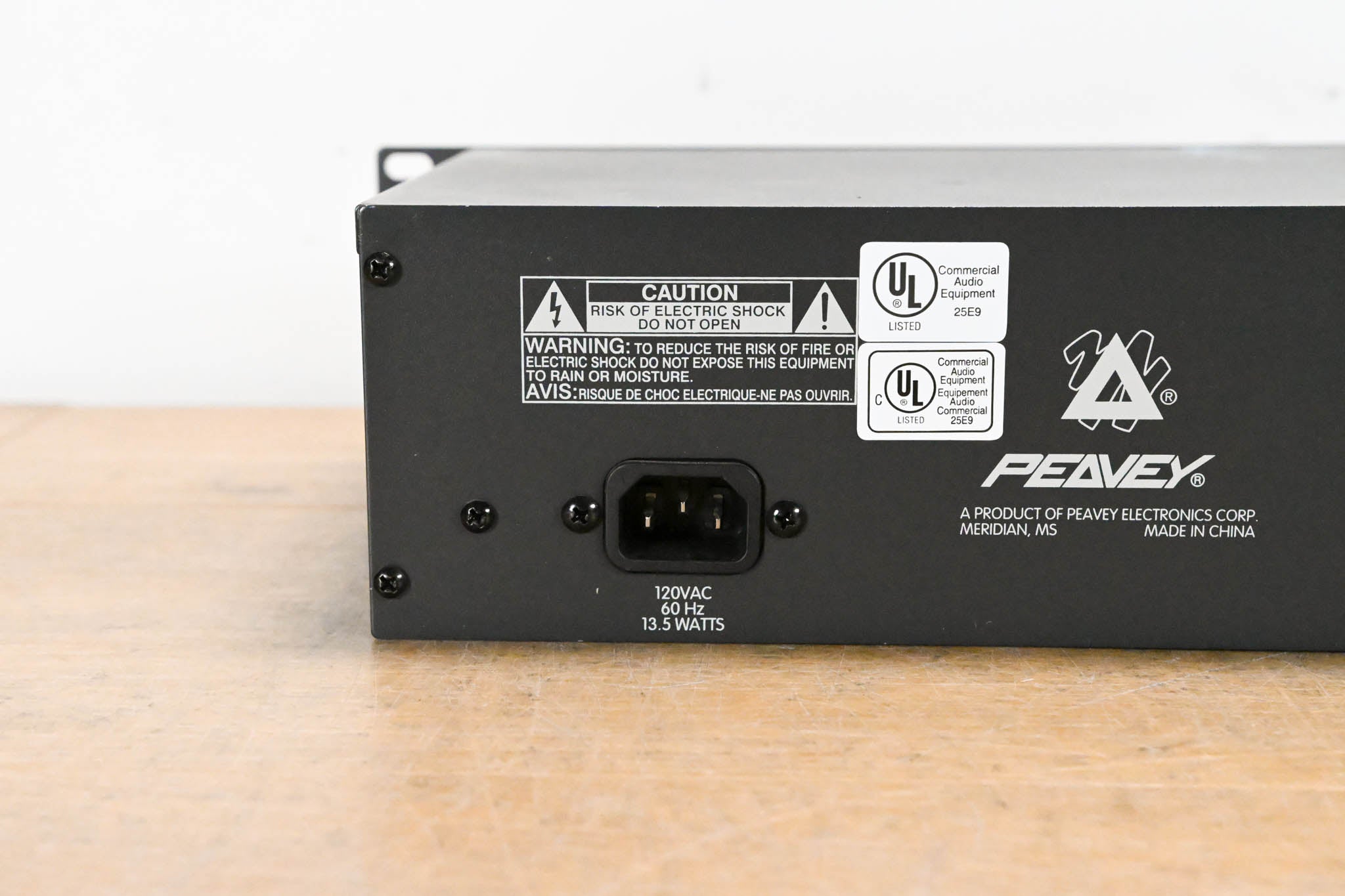 Peavey QF 131 31-Band Graphic Equalizer