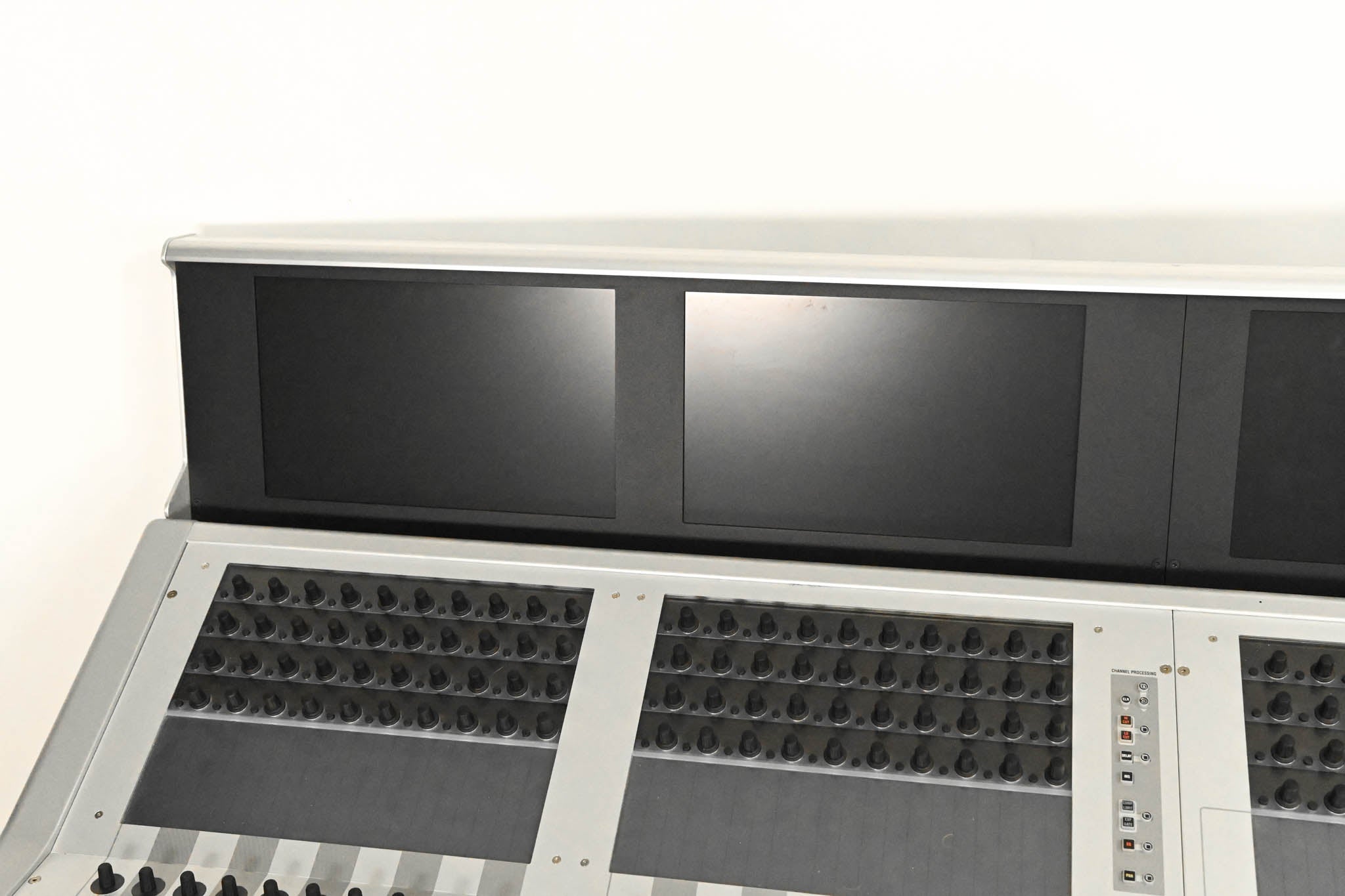 Studer Vista 5 M3 Digital Mixing Console