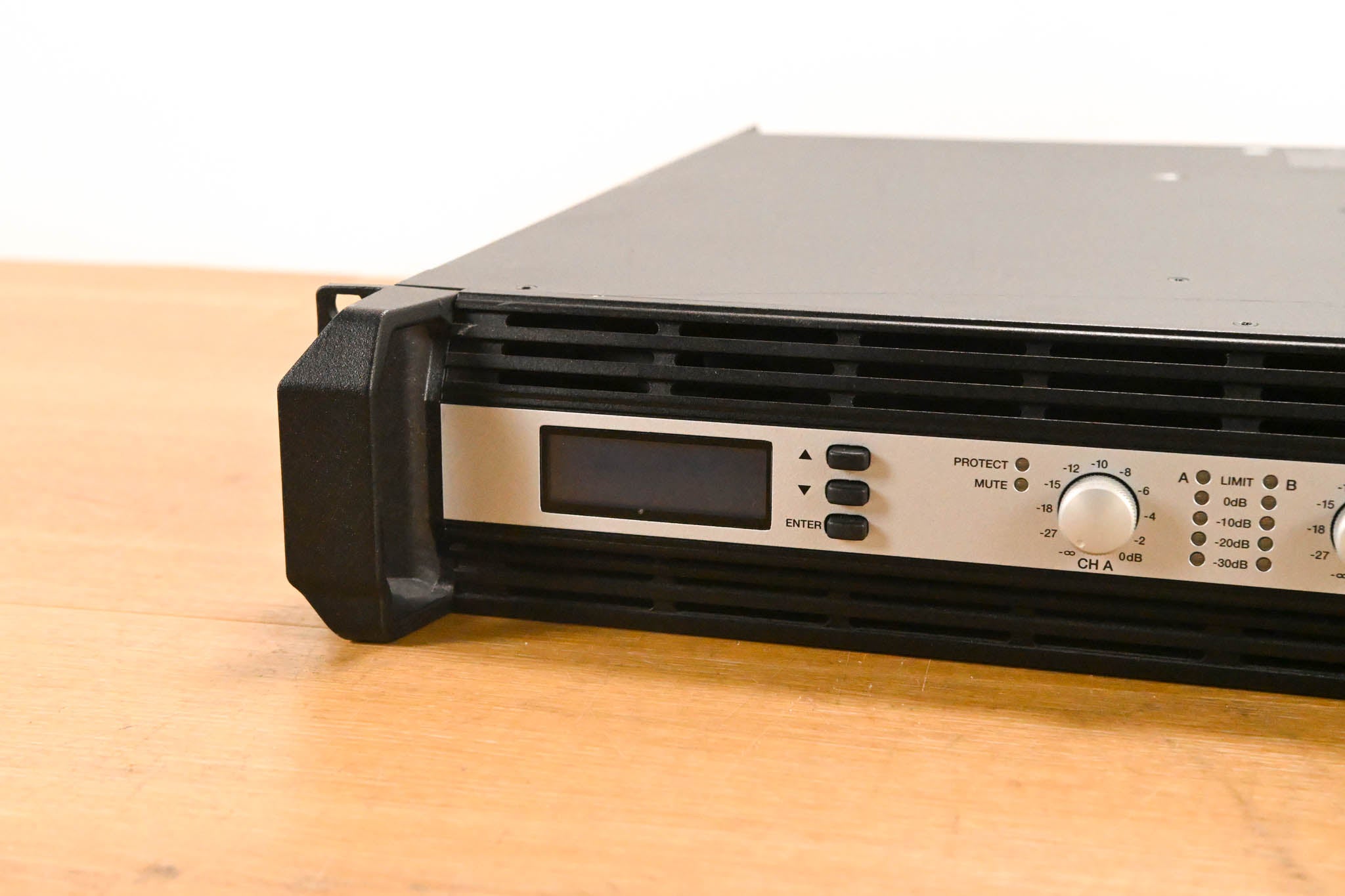 Electro-Voice (EV) TG-7 Tour-Grade Stereo Power Amplifier