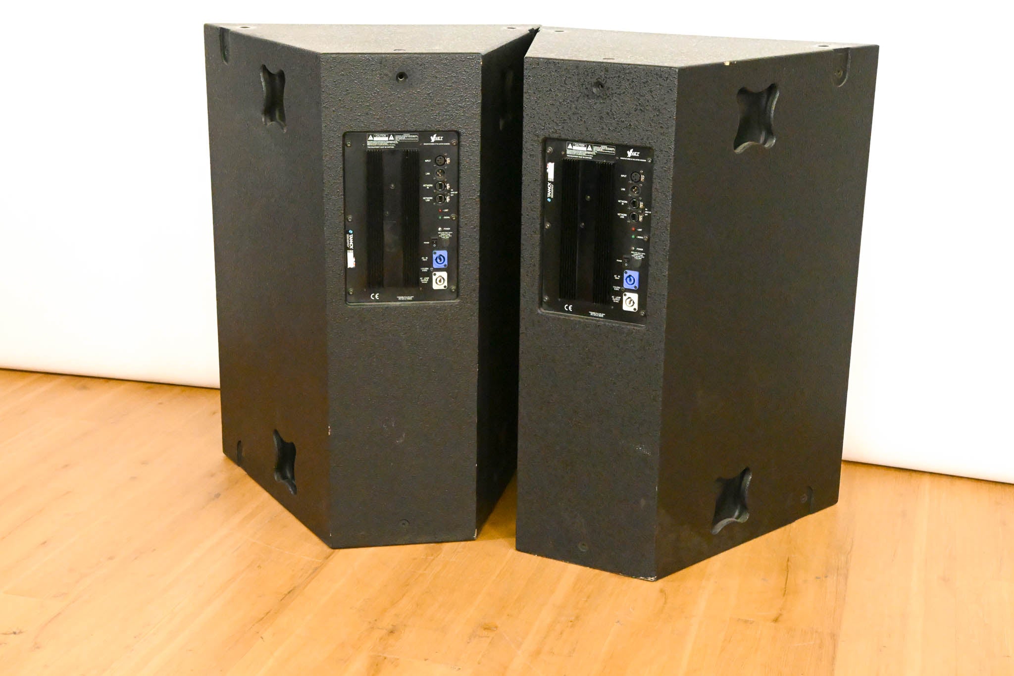 Tannoy VQNET-60 Dual 12" 2400W 3-Way Powered Loudspeaker (PAIR)