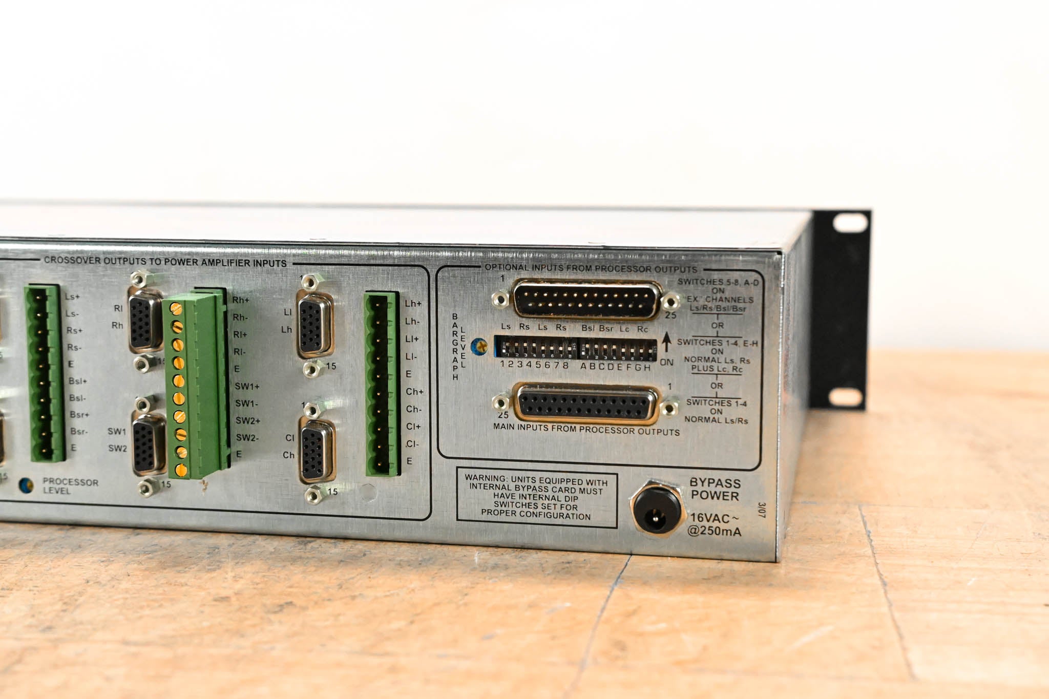 Crown DSi-8M 8-Channel System Monitor