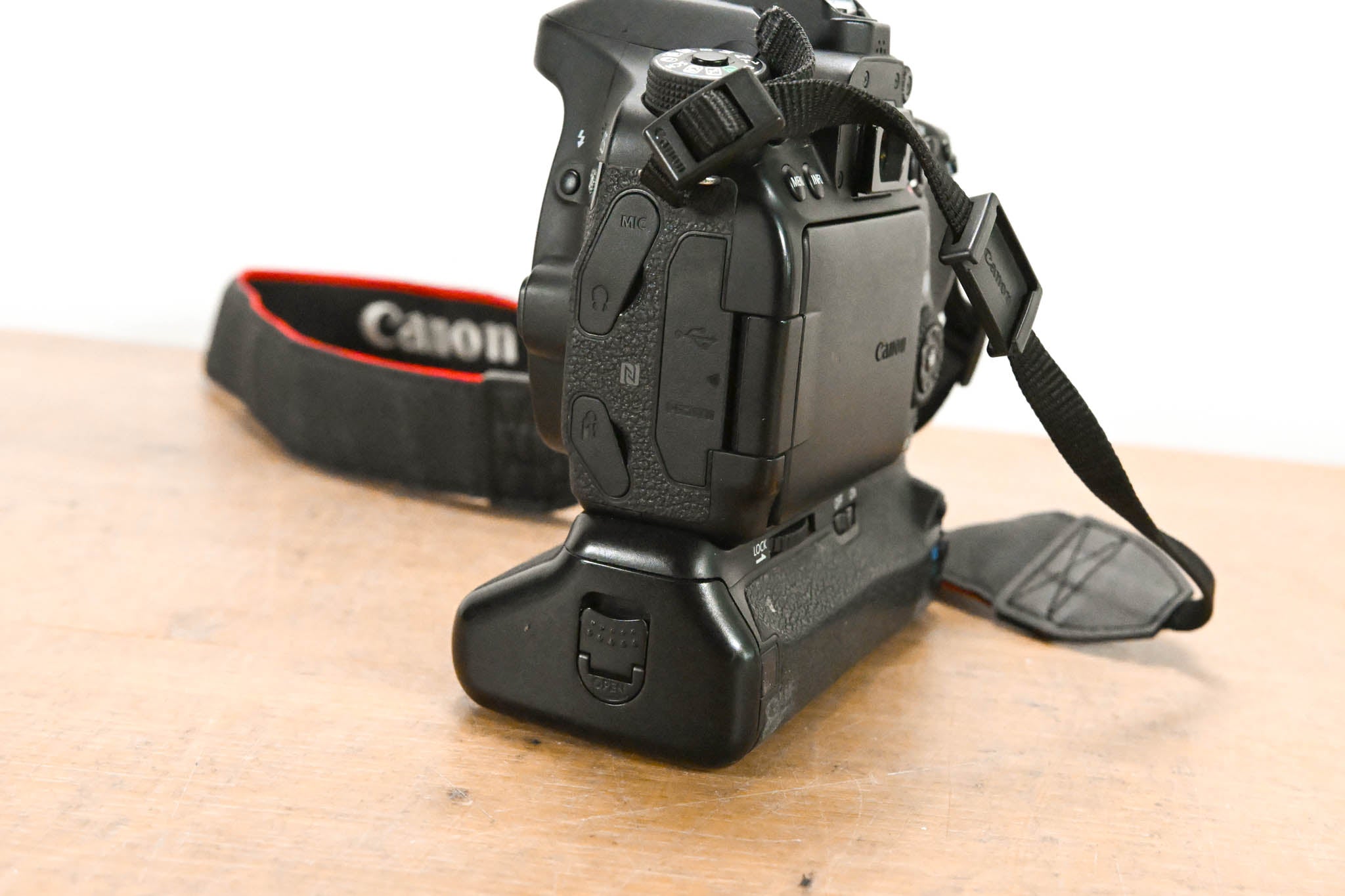 Canon EOS 80D DSLR Camera Body w/ Battery Grip