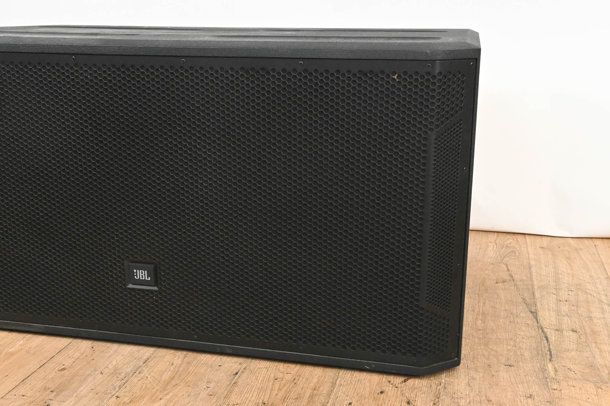 JBL STX828S Dual 18" Bass Reflex Subwoofer