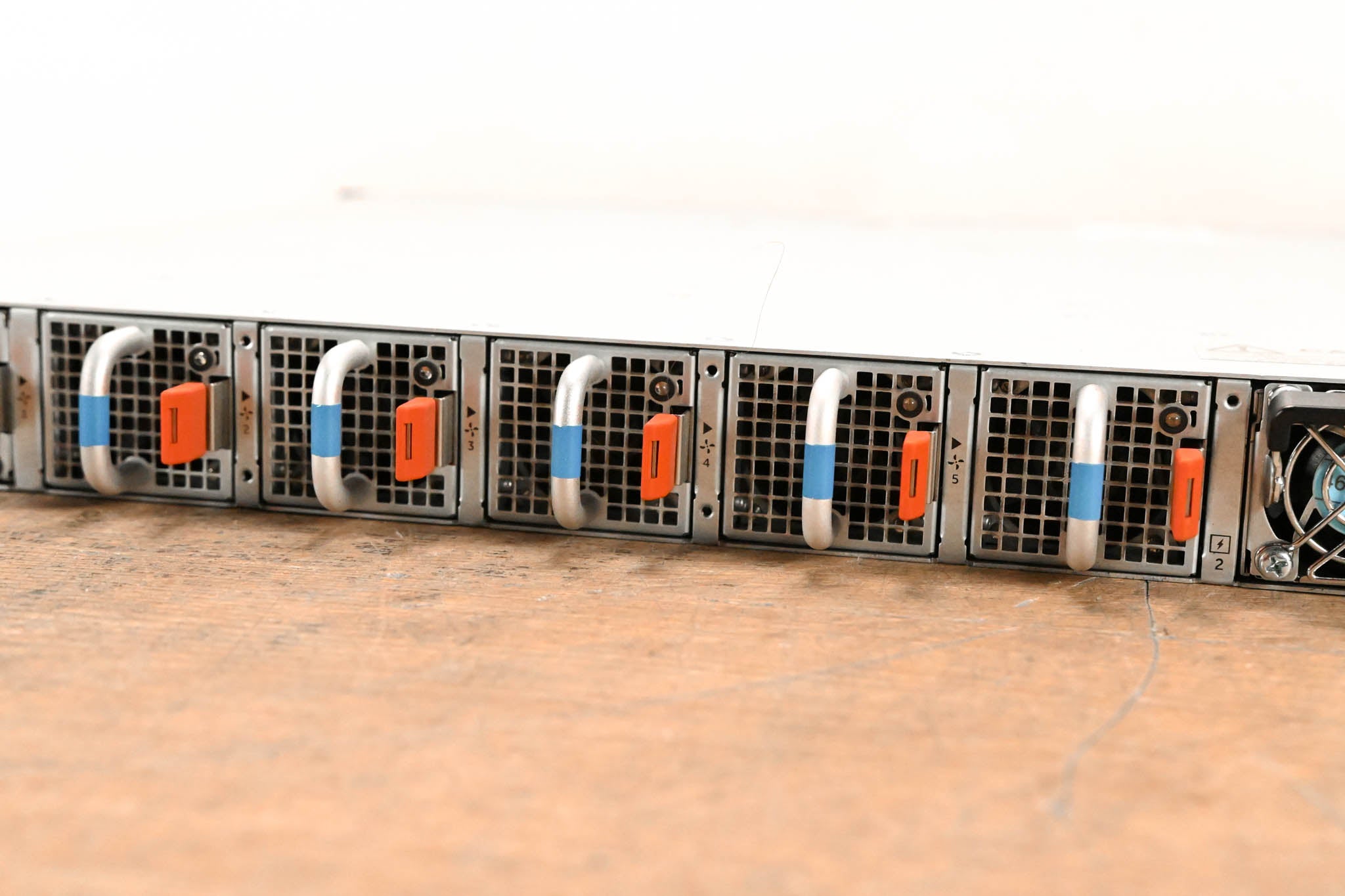 Dell S6010-ON 4-Slot Modular Network Switch