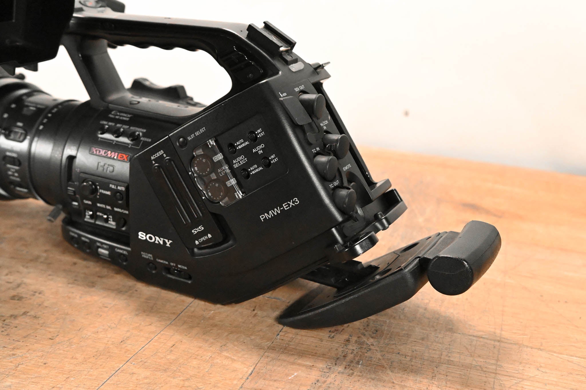 Sony PMW-EX3 XDCAM EX HD Compact Camcorder